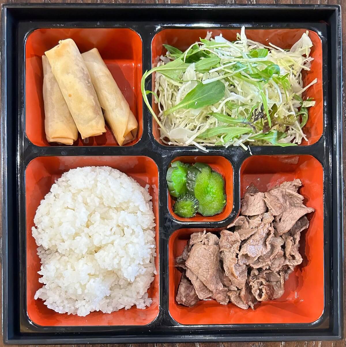 Yakiniku-Bento (Beef – Pork)